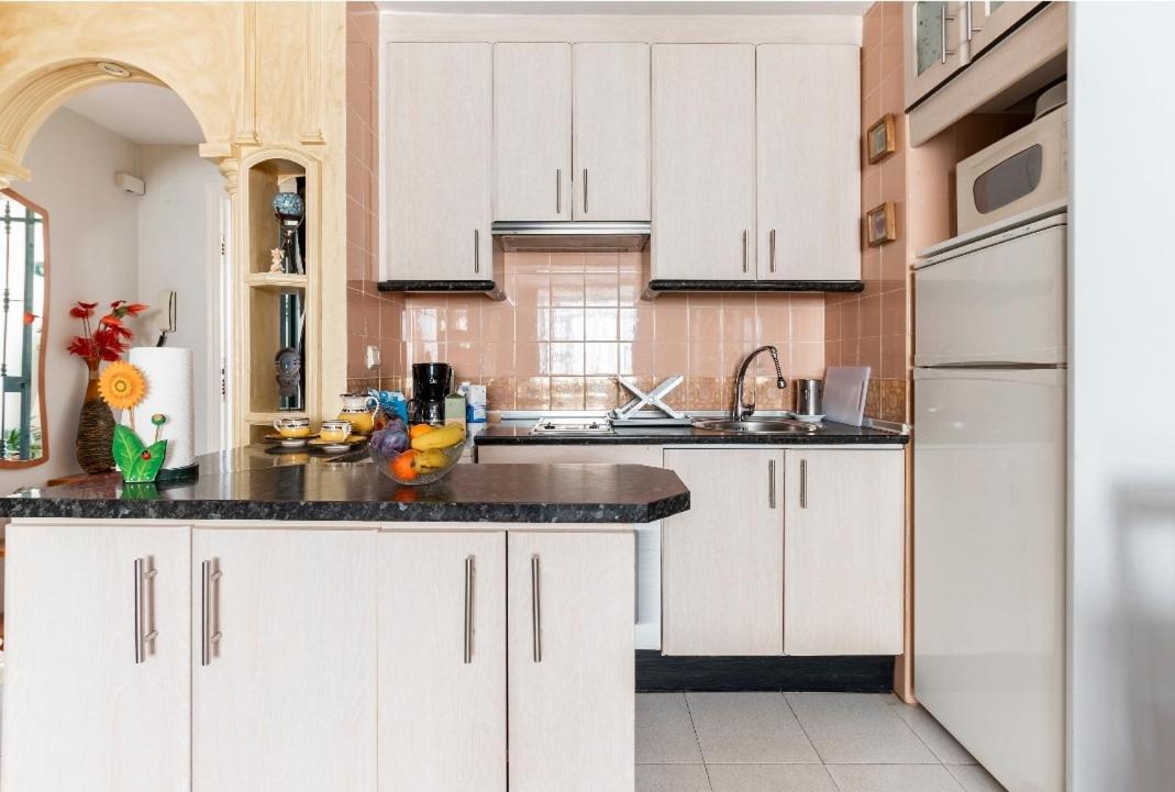 Apartamento Oasis Торремолінос Екстер'єр фото