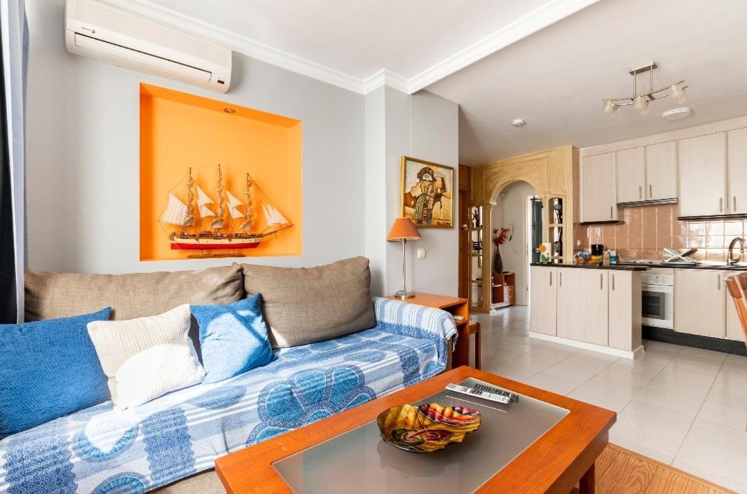 Apartamento Oasis Торремолінос Екстер'єр фото